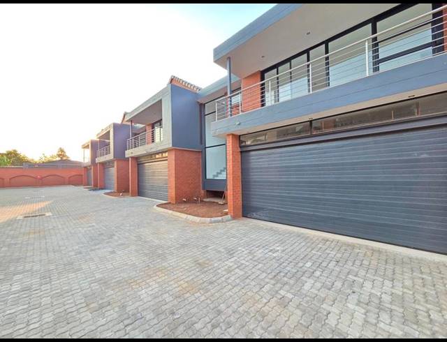 3 BEDROOM PROPERTY TO RENT IN ERASMIA